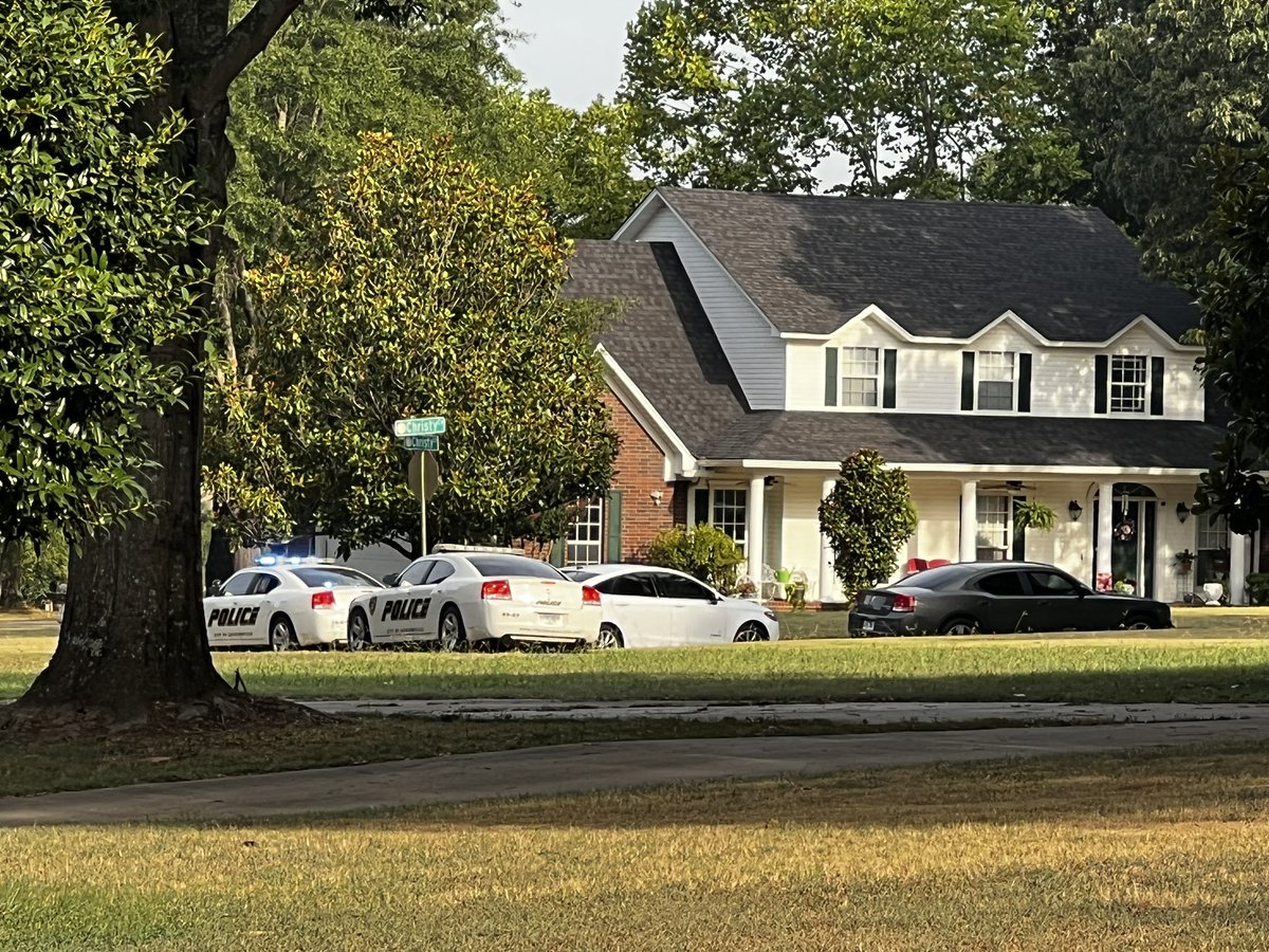 Jacksonville PD patrol cars are blocking off where the shooting happened. State Police is taking over the investigation. 