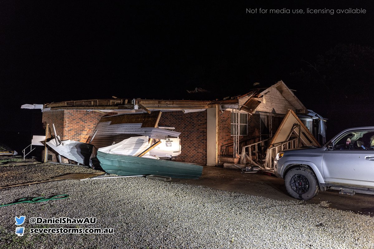 An isolated tornado has impacted a property in regional southern Paragould Arkansas around an hour ago. The resident was found safe inside however the roof was torn off with the home being destroyed