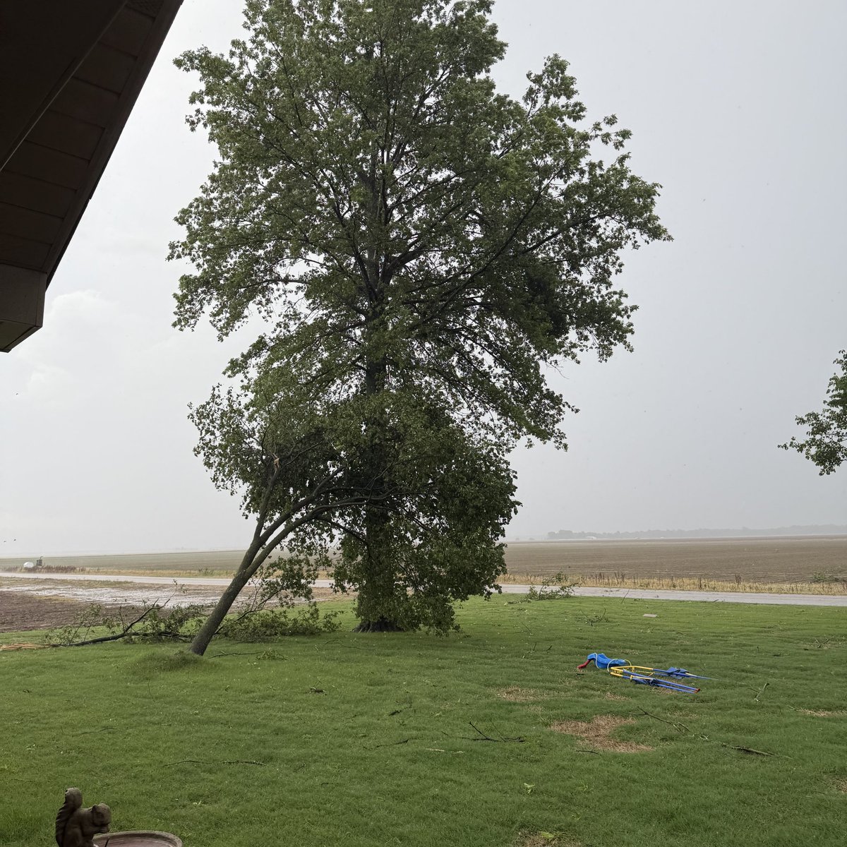 Possible tornado damage in northeast Arkansas